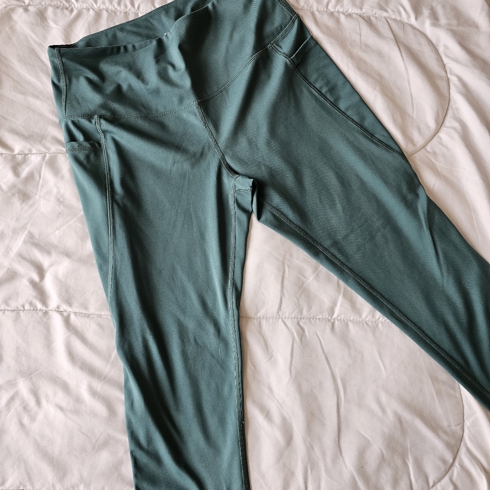 LegEnd Yoga Pants Size XLarge Color Teal
